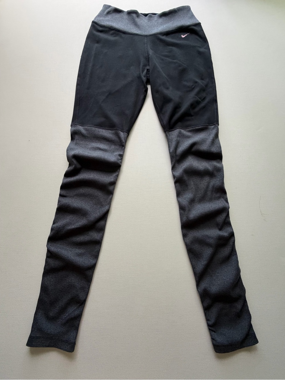 Nike Black and Charcoal Fleece-Backed Athletic Leggings